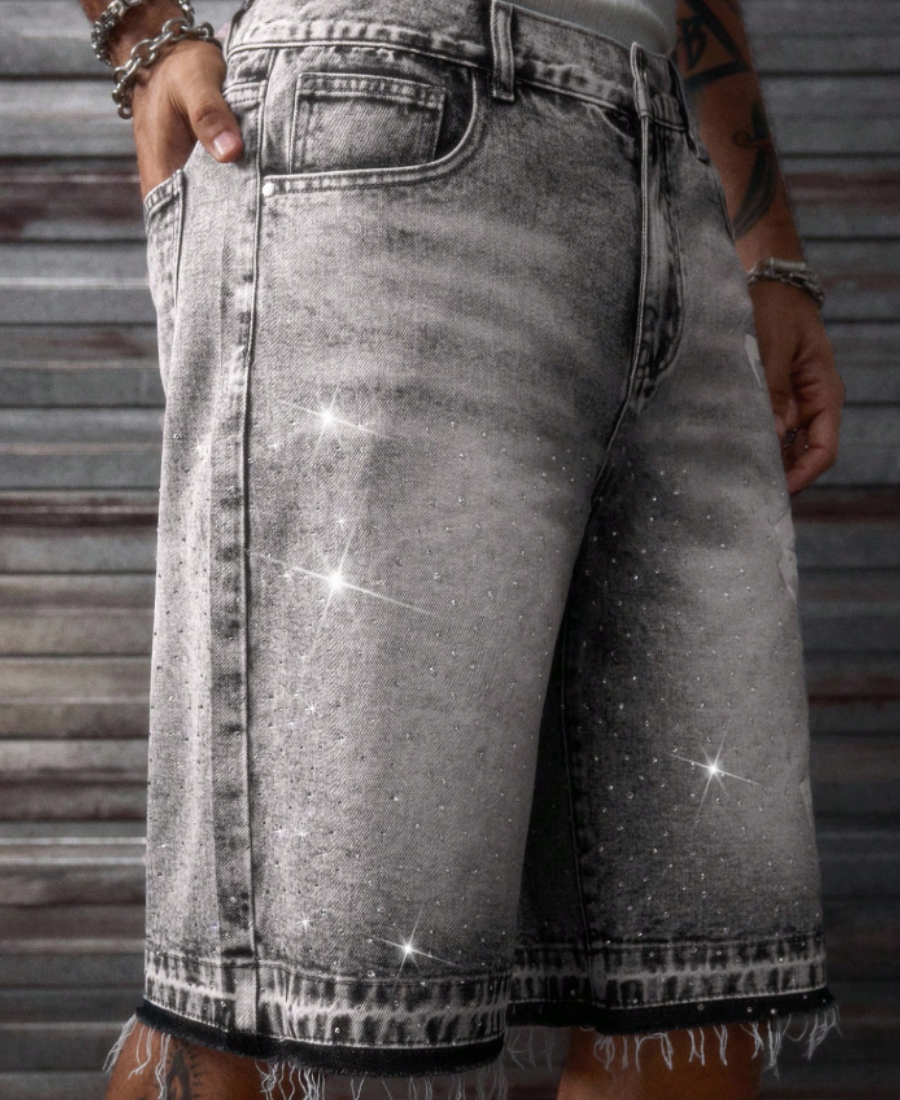 AxePeak Gothic Rhinestone Şort