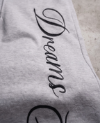 Chándal Dreams Calligraphy