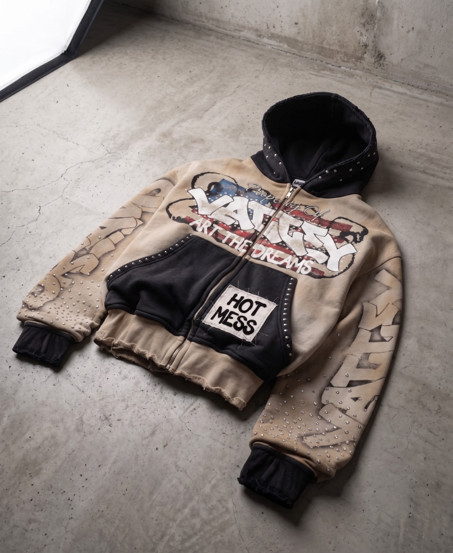 Sudadera con capucha "Hot Mess Property"