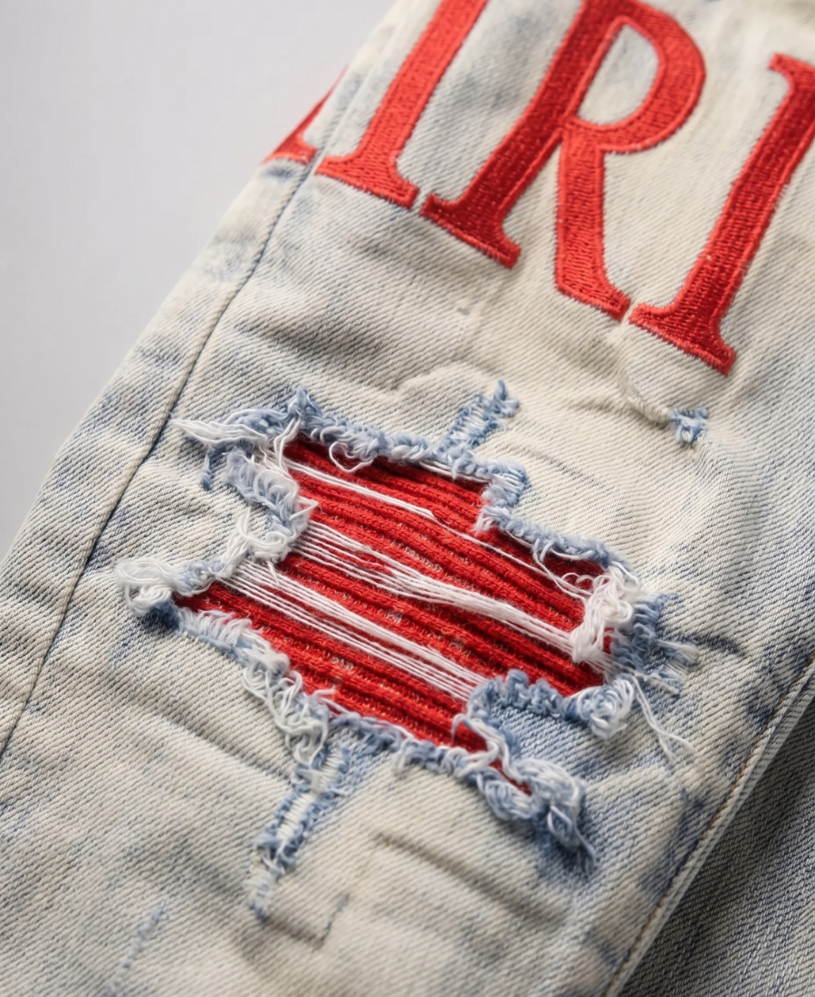 Pantalones vaqueros Amiri rojos